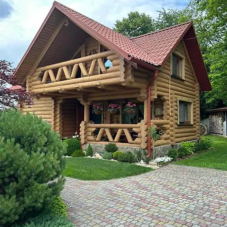 Dağ evi Kazkova Khatynka Bushtyno
